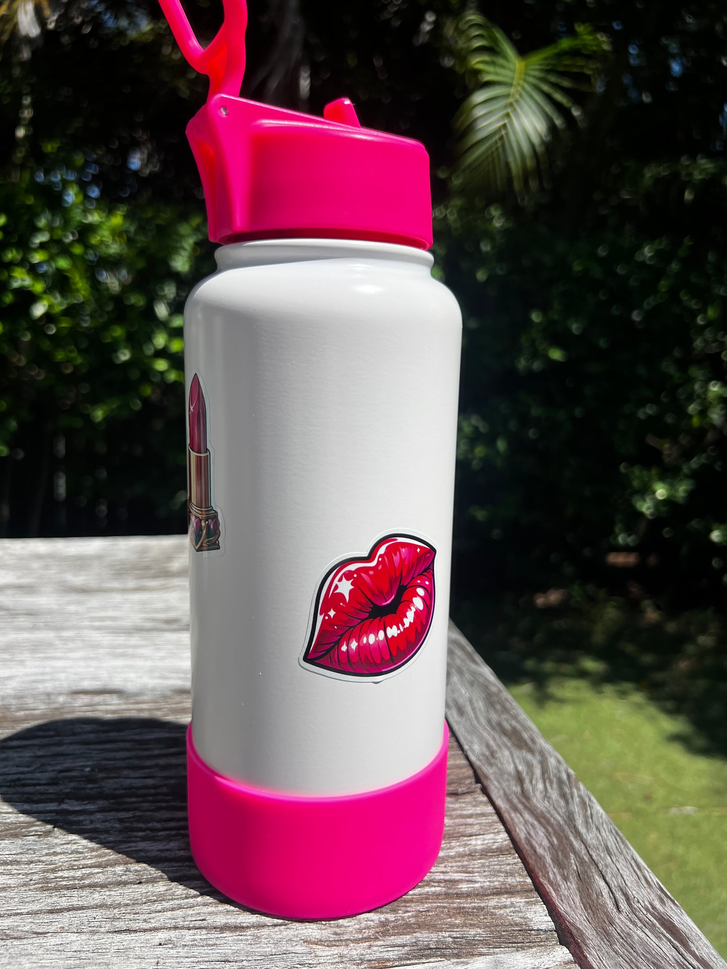 Janet Journals - Flirty Florals Lip Kiss Vinyl Sticker