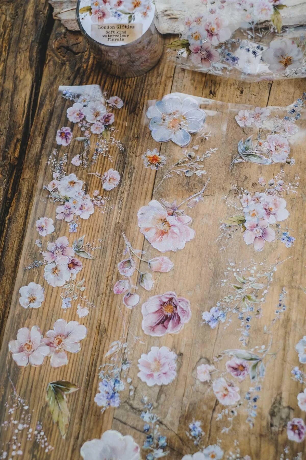 LG | Soft kind watercolour florals - One PET loop