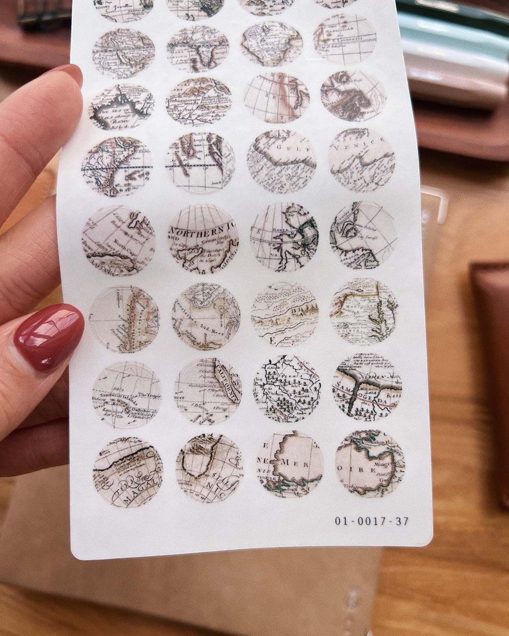 SS| Vintage Map Dots