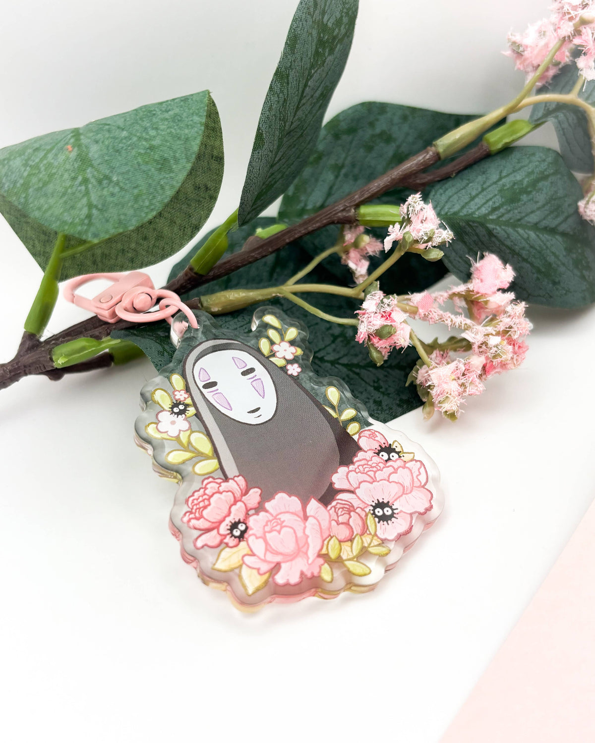 Faceless Acrylic Keychain | Cute Anime Floral Charm